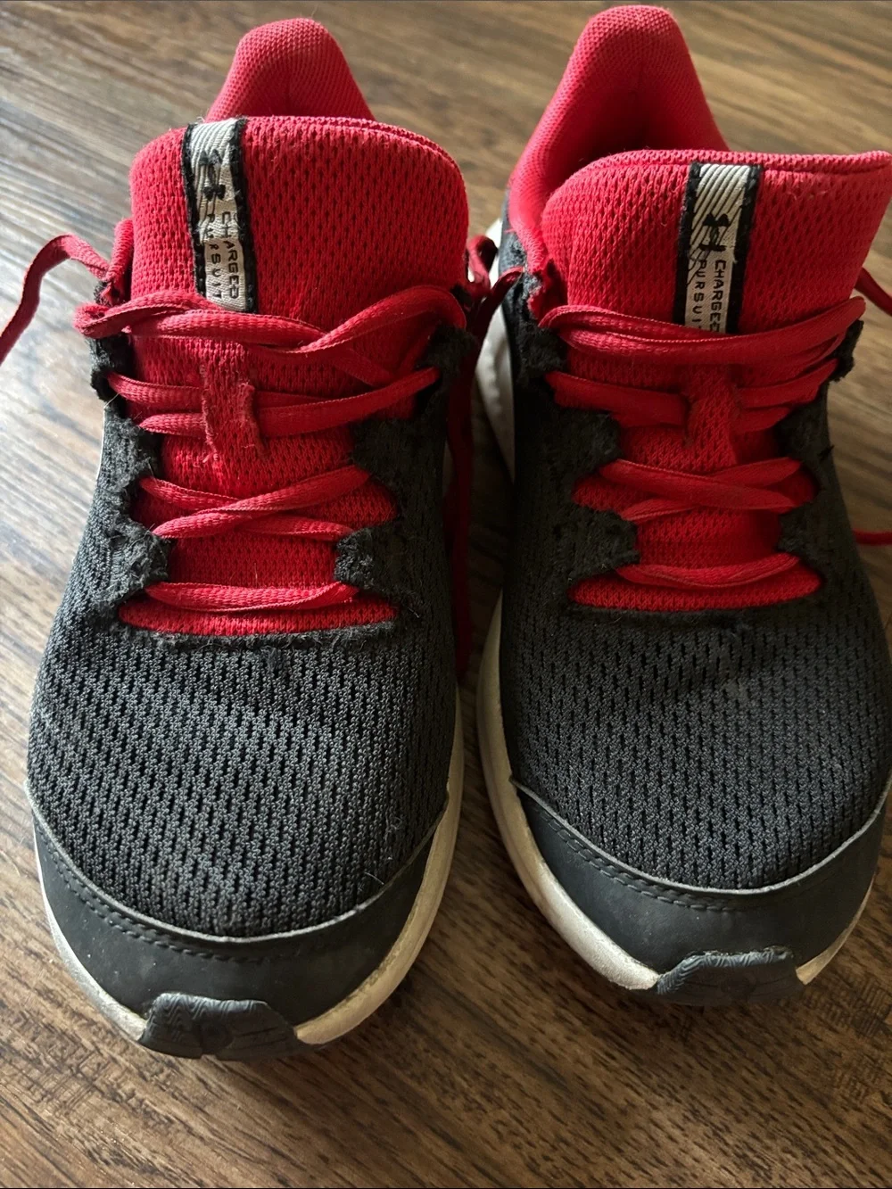 Under Armour Charged Pursuit Youth 5Y Black Red Running Shoes 3026695-001